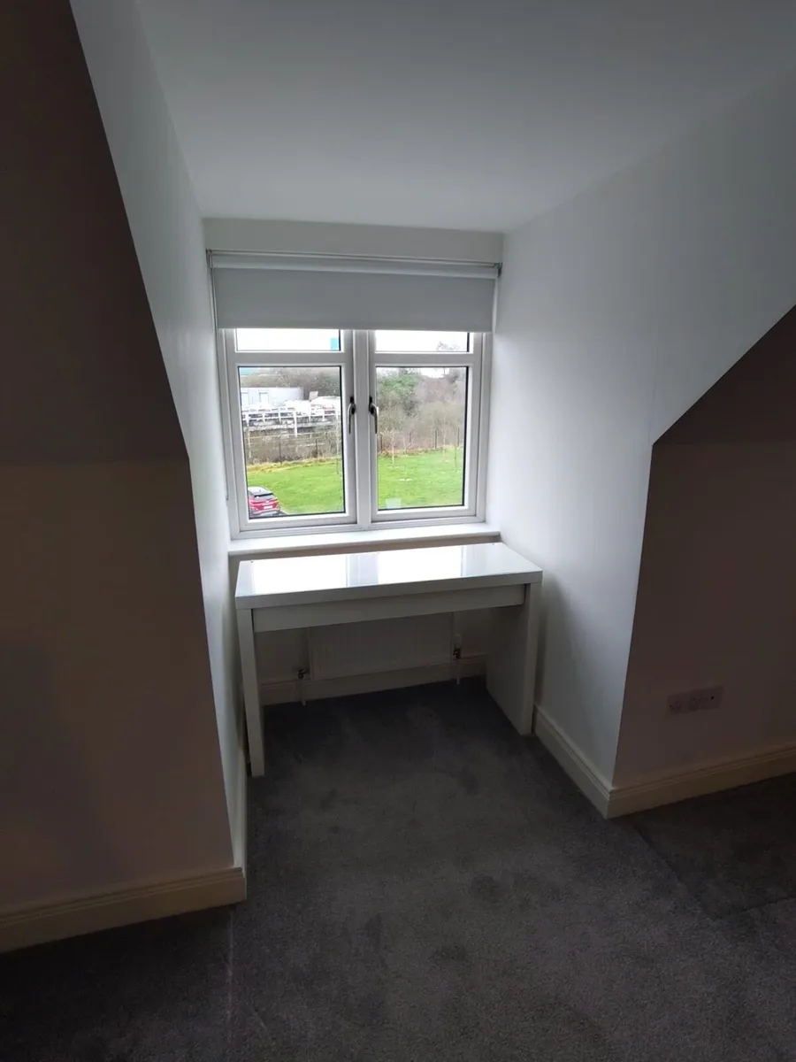 IKEA MALM dressing table