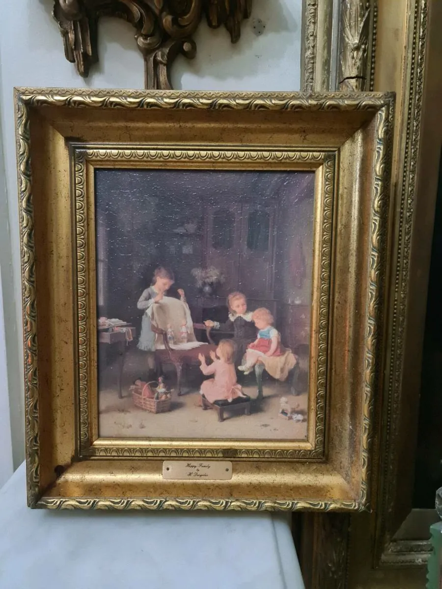 Vintage hand varnished picture POSTAGE AVAILABLE - Image 1