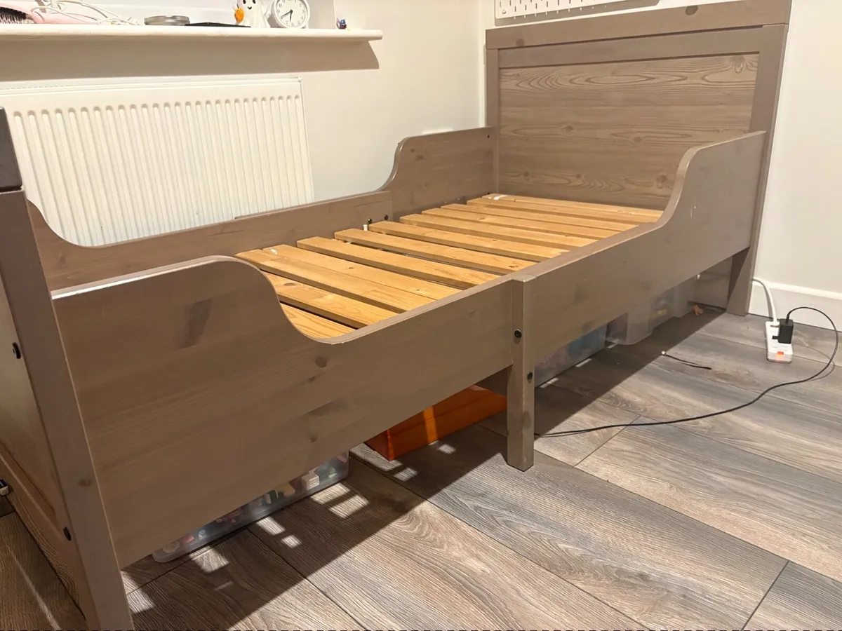 Single bed frame Ikea - Image 1