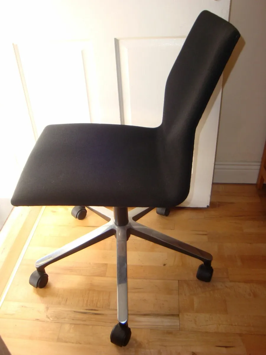 Armless office chair - Image 1