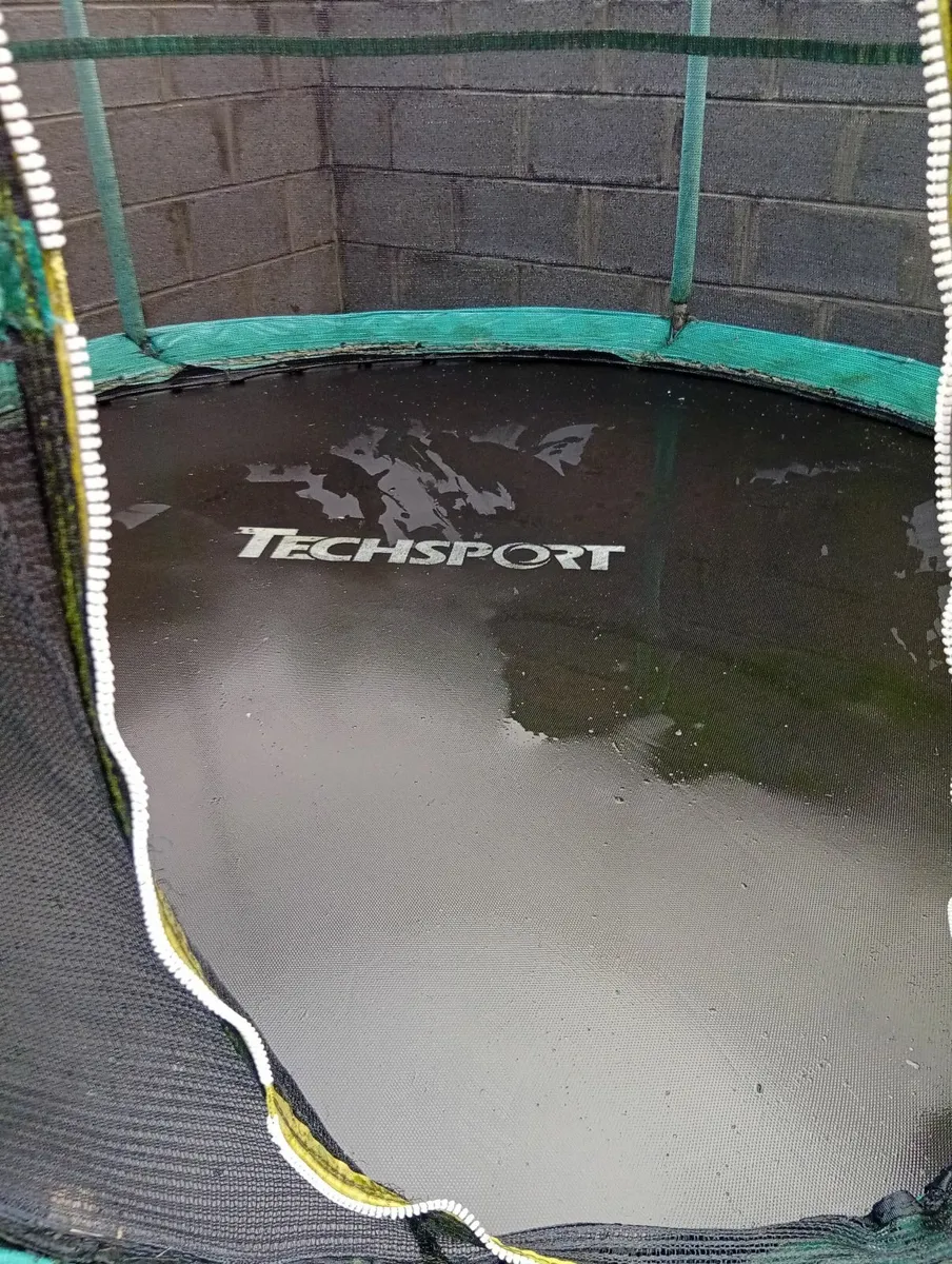 Free Trampoline 8ft - Image 3