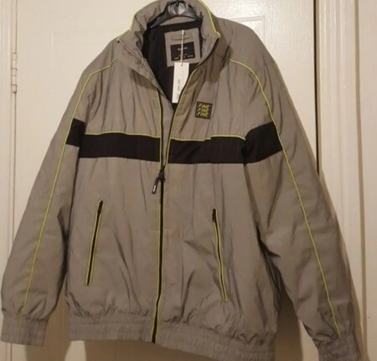 Mens NEW Jacket M/L - Image 2