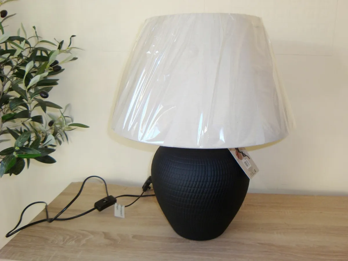 Ceramic black base lamp - NEW - Image 2
