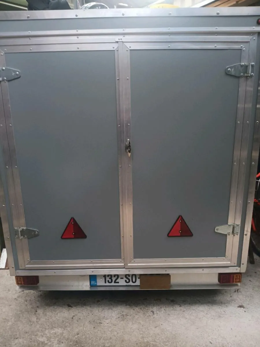 Pollycotton  air  beam tent and trailer - Image 4