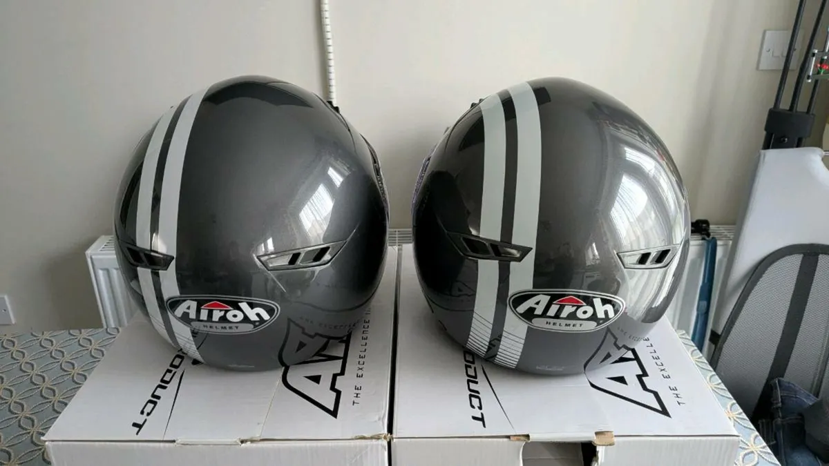 Airoh open helmet - Image 2