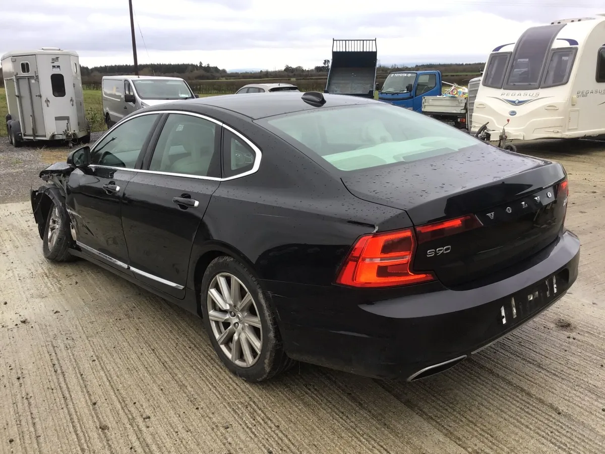 2018 diesel Volvo s 90 - Image 4