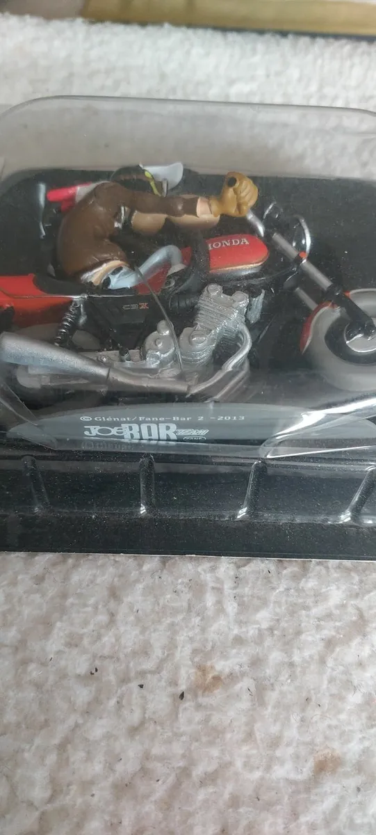 Collectables Joe Bar Motorcycle figurine - Image 4