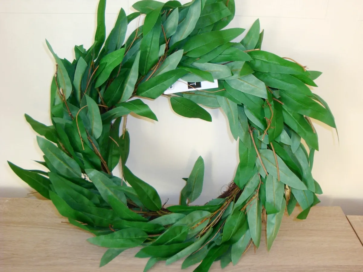 Green leaf and natural twig wreath - NEW - Image 1