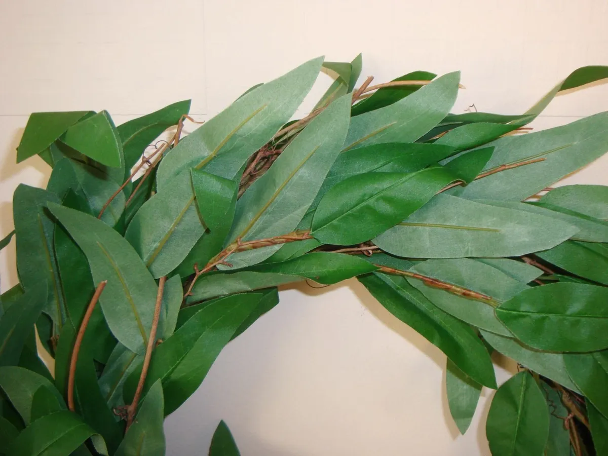 Green leaf and natural twig wreath - NEW - Image 2