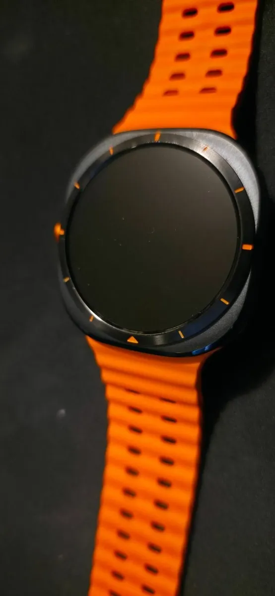 SAMSUNG GALAXY WATCH ULTRA - Image 2