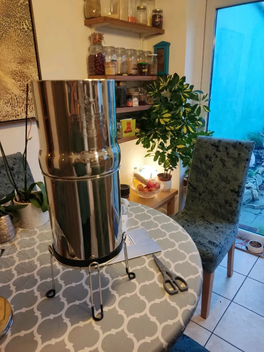 Weeplow® Gravity Water Filtration System – 8.5 L - Image 1