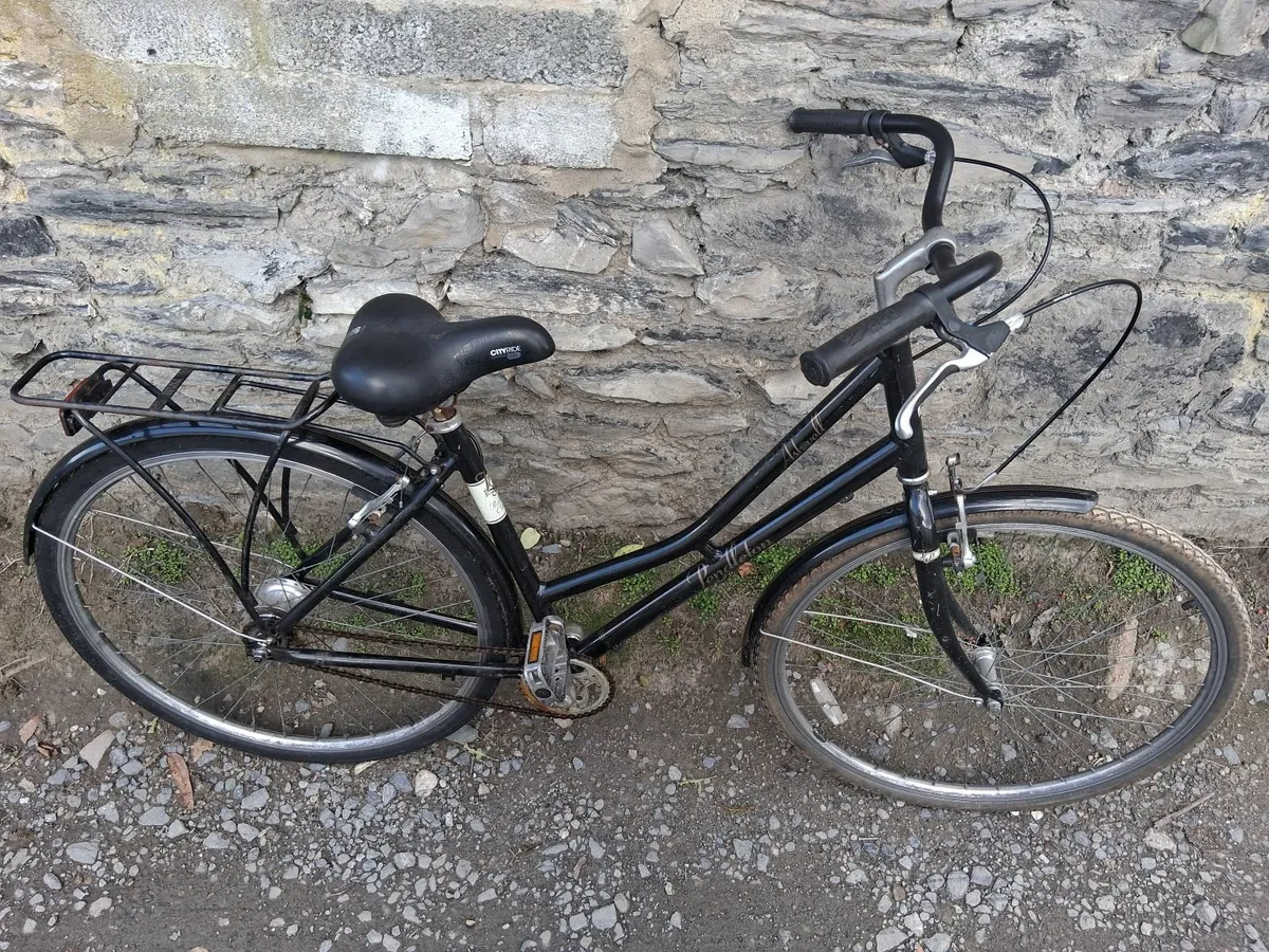 Pendleton Ladies Bicycle - Image 2