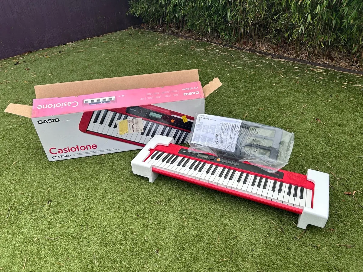 Casiotone Keyboard / Electric Piano - Image 1