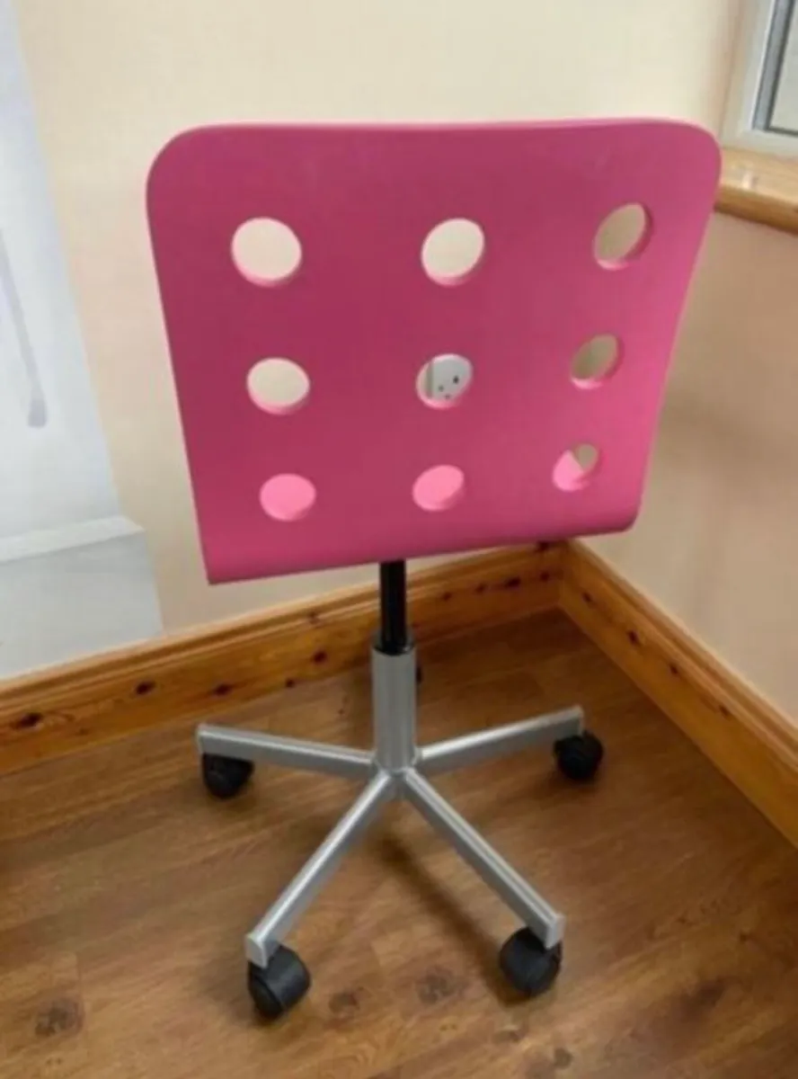 Pink Swivel Chair - Image 2