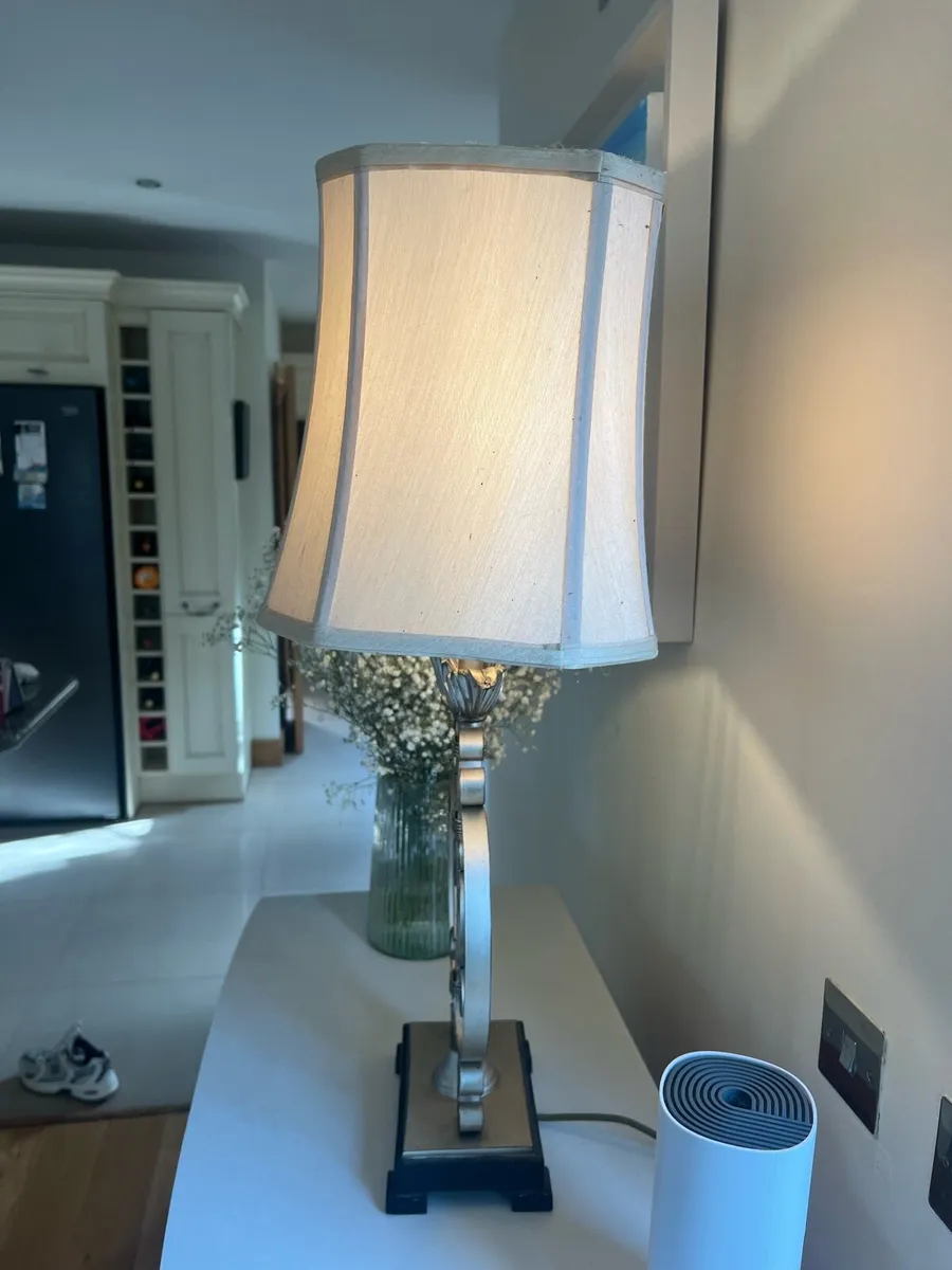 Table Lamp - Image 4