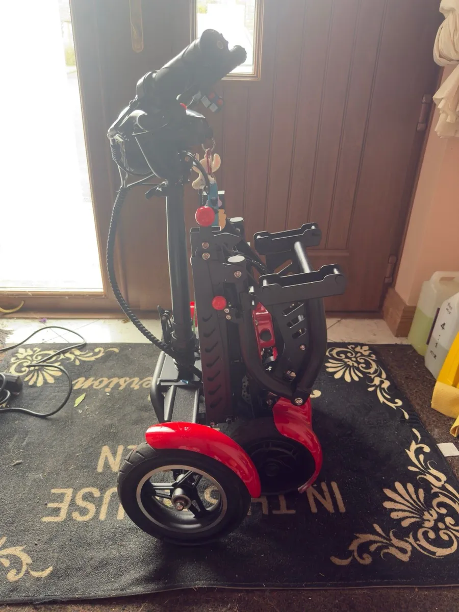 Folding Mobility Scooter - Image 1