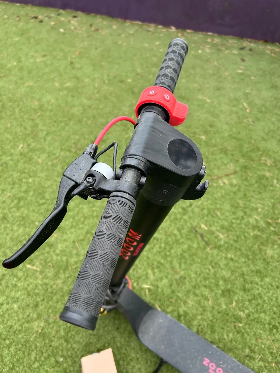 Electric scooter - Image 2