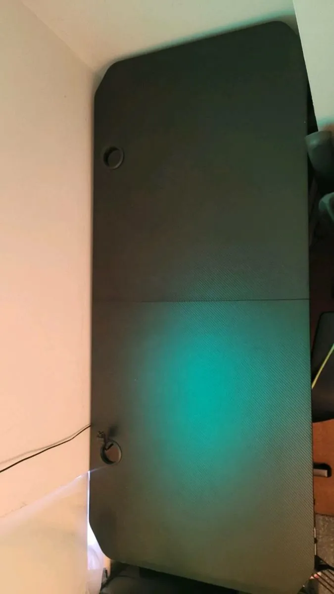 Large desk - Very good condition - Image 1