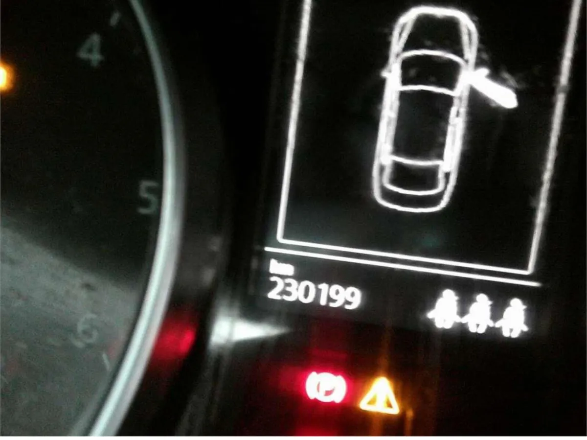 2015 Vw Passat 1.6 Diesel driving - Image 2