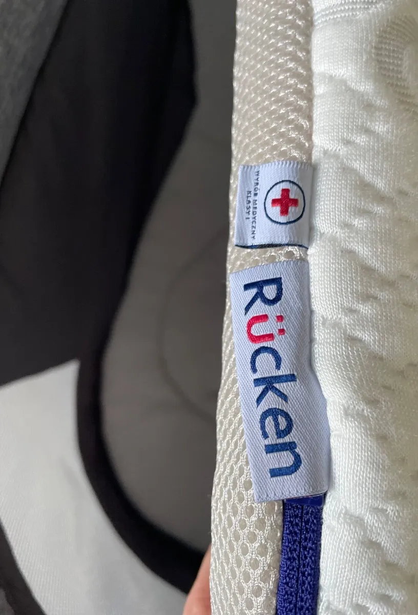 Chicco Baby Hug Pro 5-in-1 Crib - Image 2