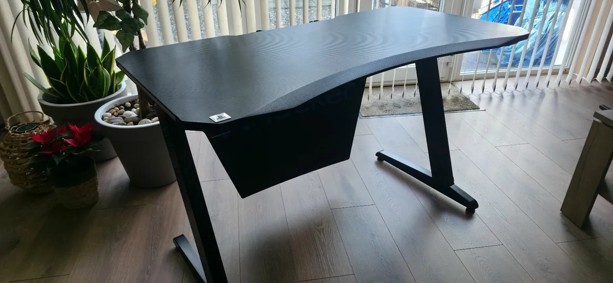 Gaming Desk X Rocker PlayStation Borealis LED - Image 1