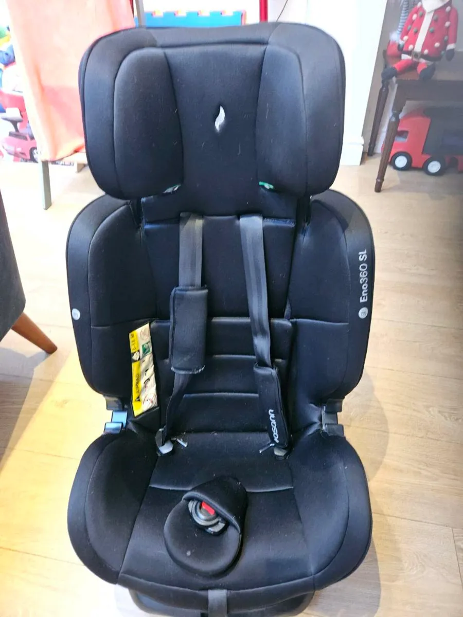 Rotating Child's Car Seat (Osanna Eno360 L) - Image 1