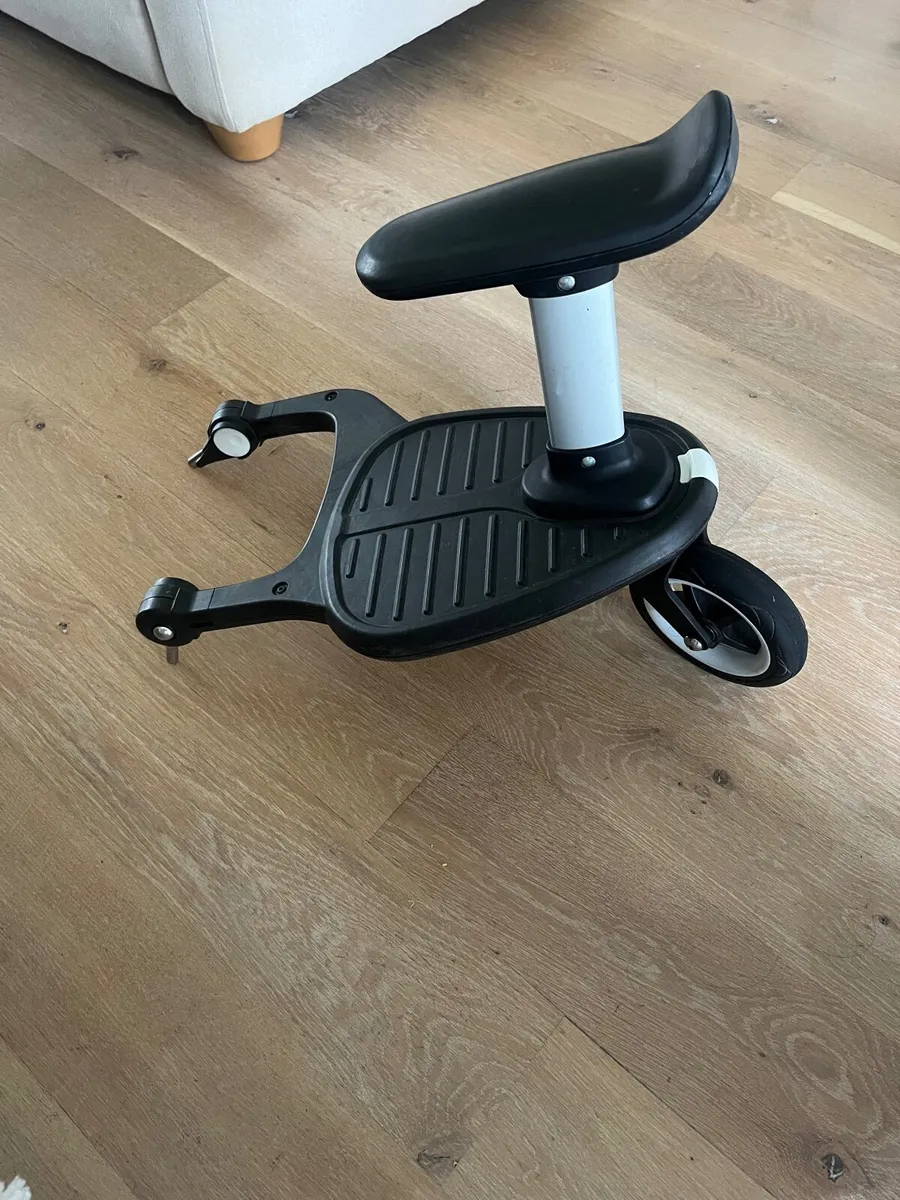 Bugaboo wheeled step and seat - Image 2