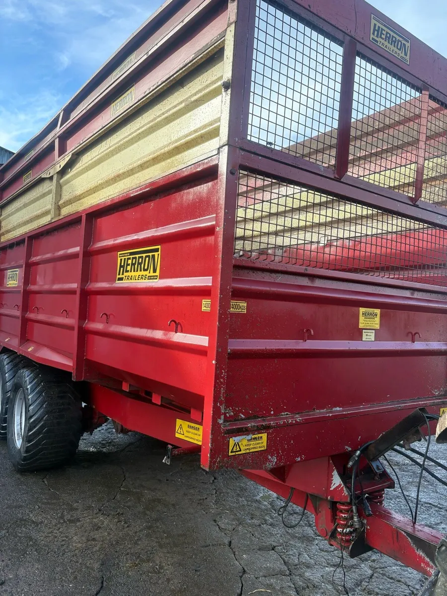 Herron silage trailer - Image 1