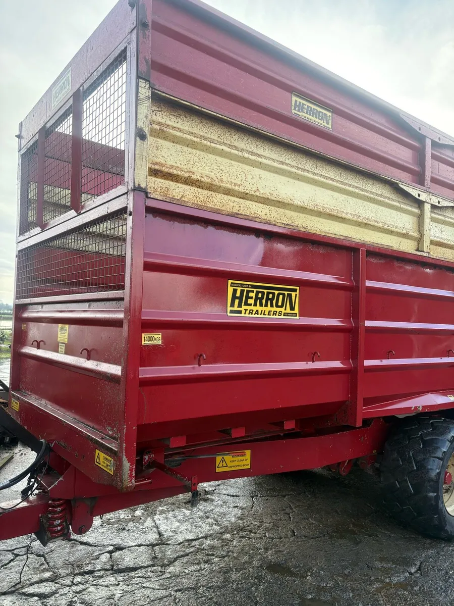 Herron silage trailer - Image 3