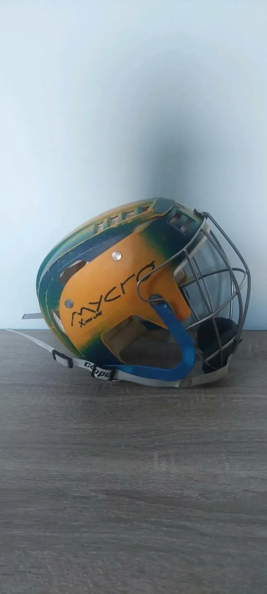 Hurling Helmet - Image 2