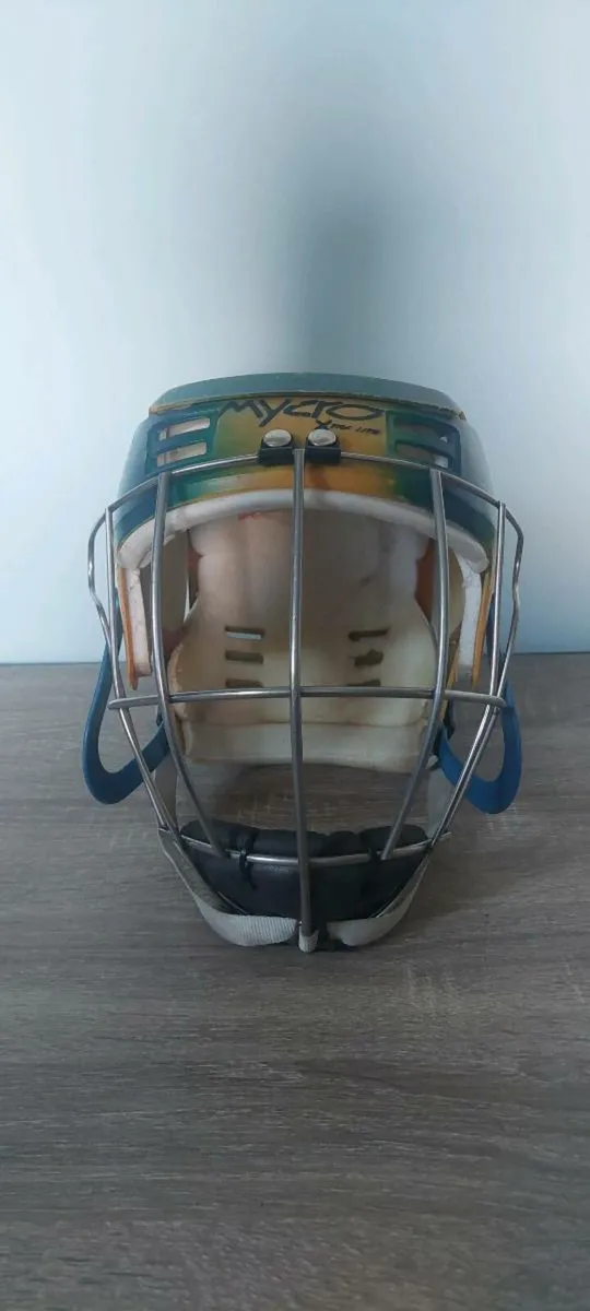Hurling Helmet - Image 4