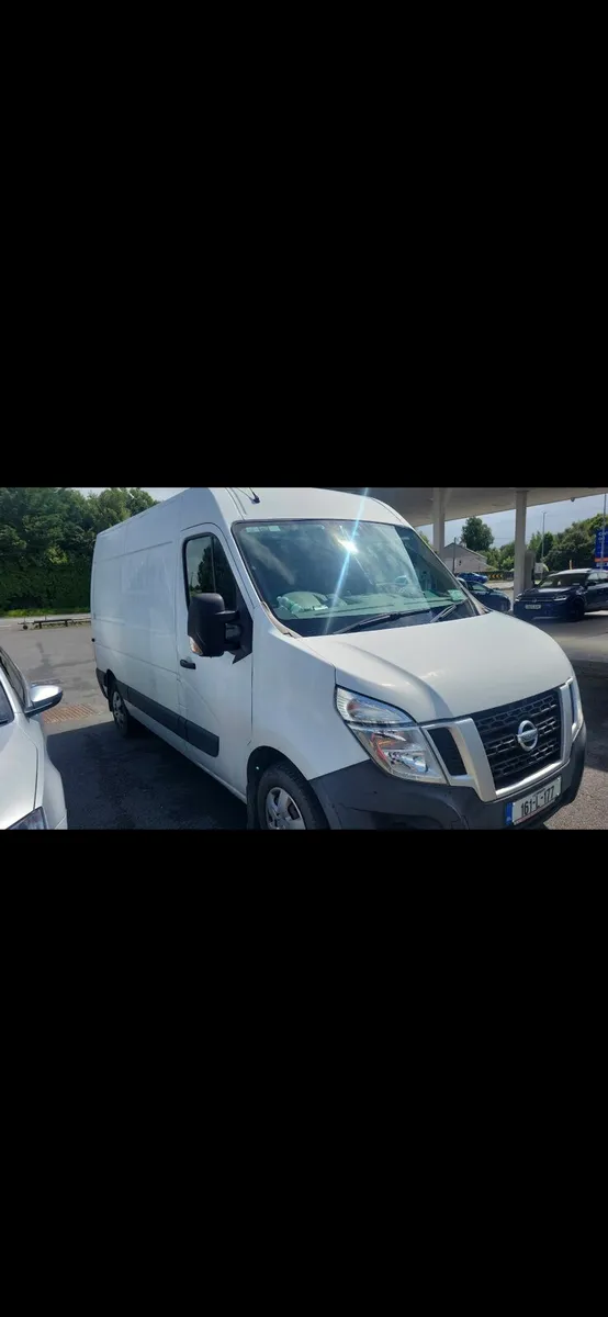 2016 Nissan nv 400 - Image 2
