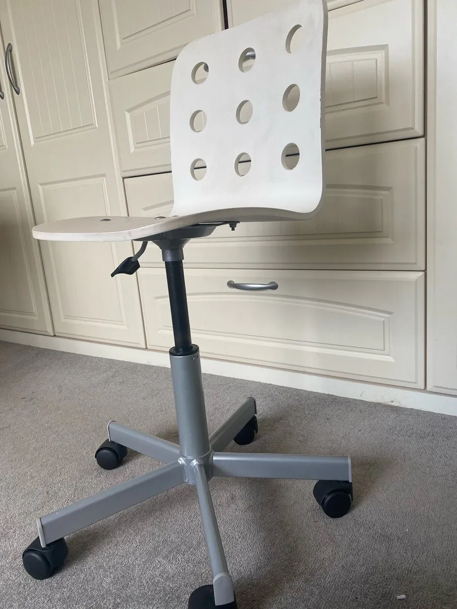 Desk and Chair - Image 3