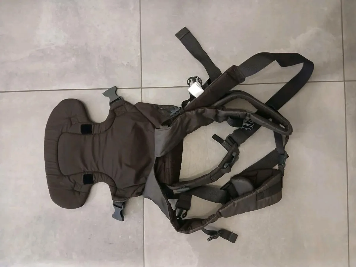 Babylo co sleeper cot. In excellent condition and - Image 2