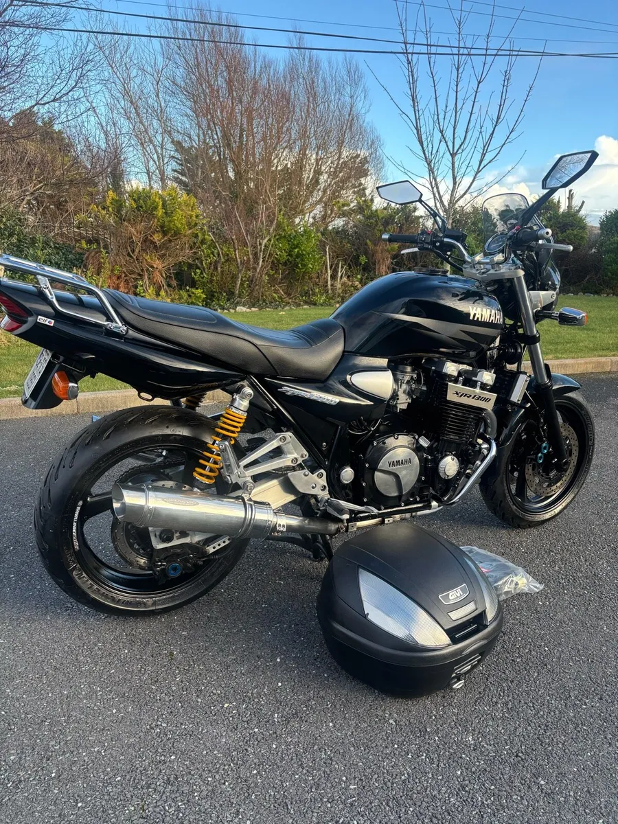 Yamaha XJR 1300 - Image 2