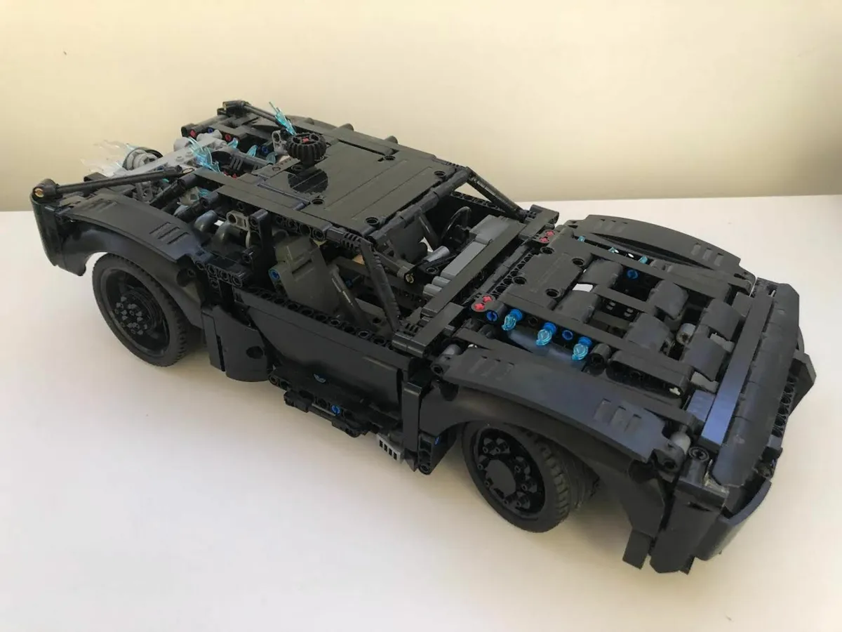 Technic LEGO Batman Batmobile Set Retired. - Image 3