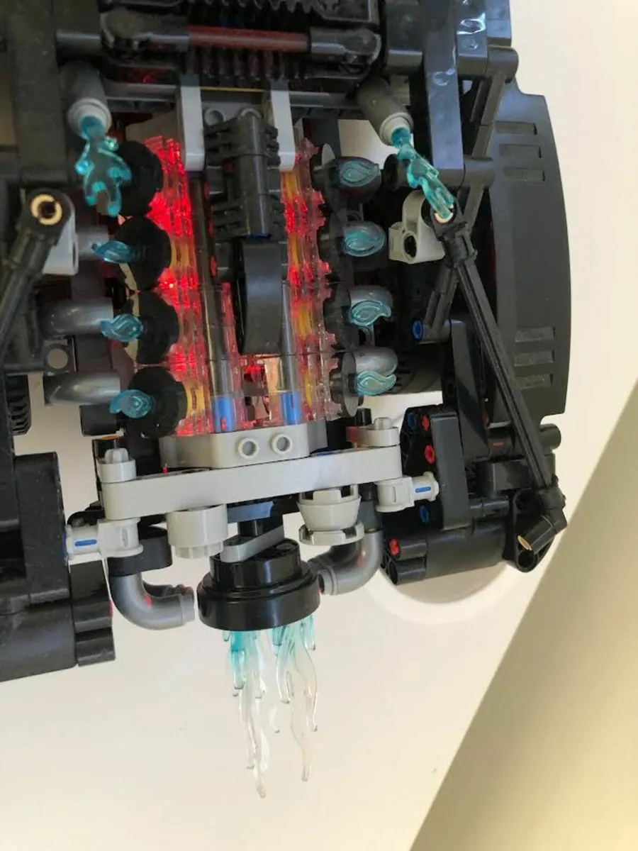 Technic LEGO Batman Batmobile Set Retired. - Image 4