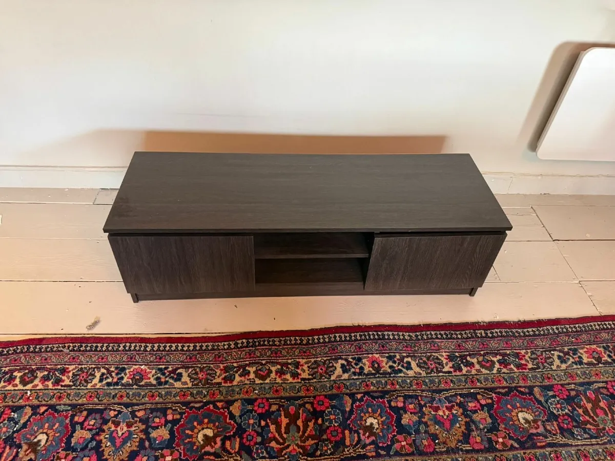 Wade Logan Ailbe TV stand - Image 3