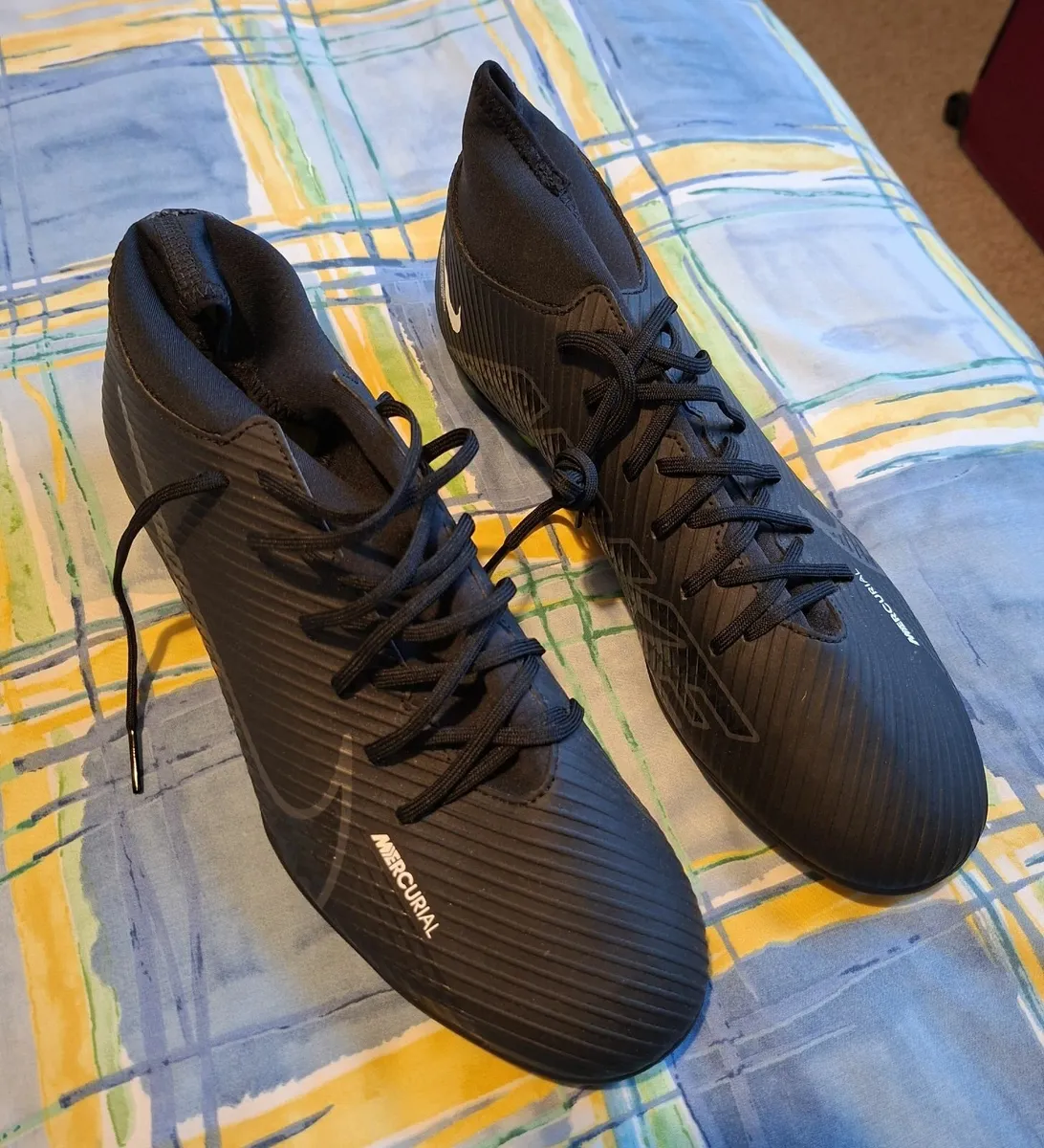 Football Boots Brand New, Size UK 11 - Image 2