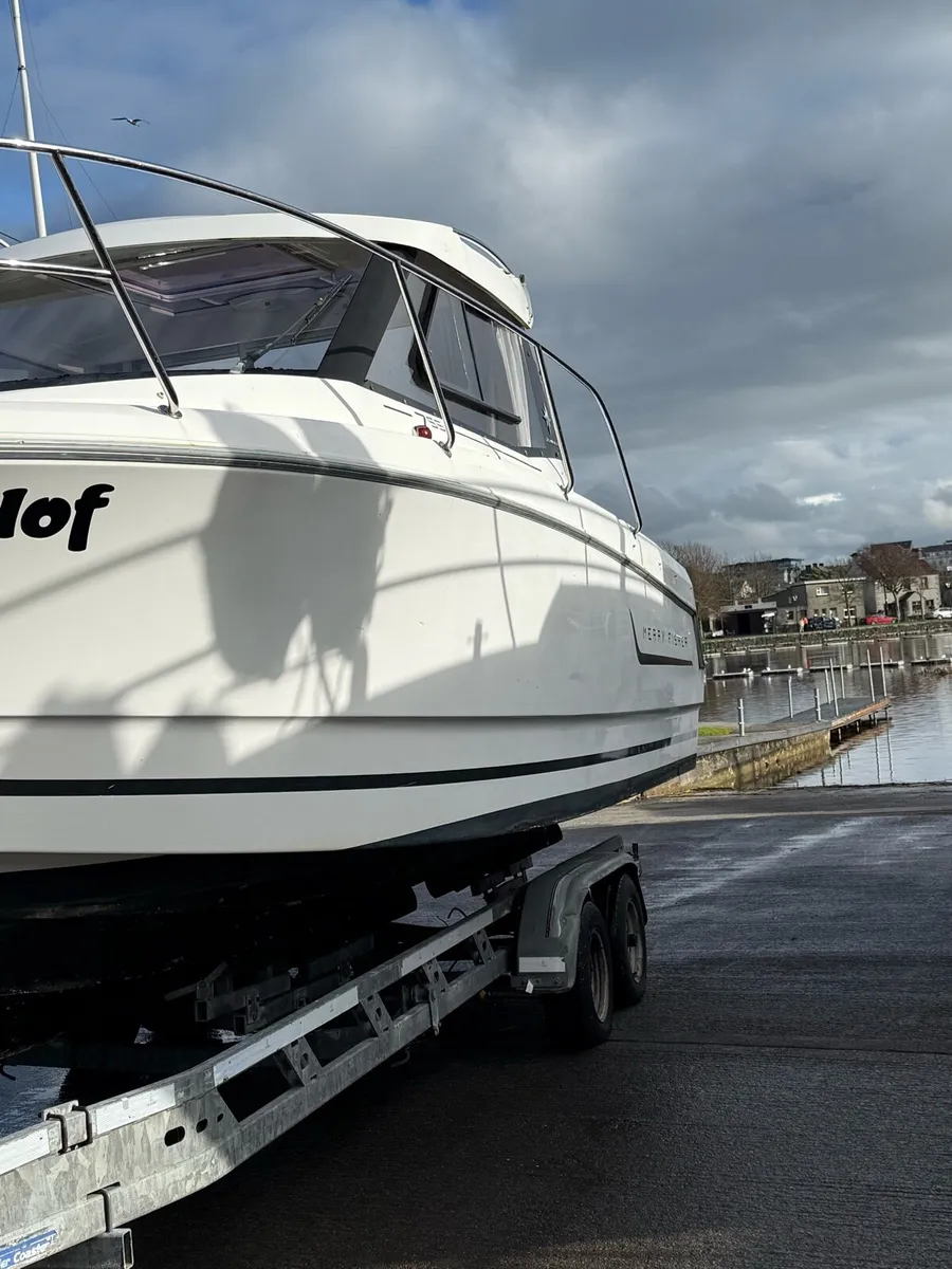 Merry Fisher 755 - Image 1