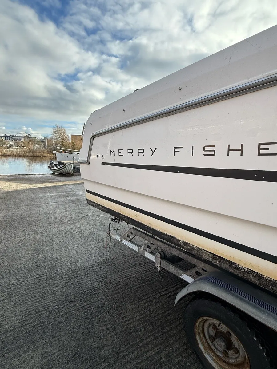 Merry Fisher 755 - Image 4