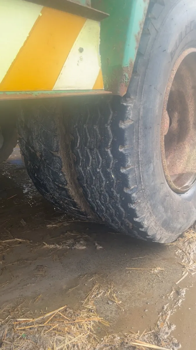 Eamon power 18foot cattle trailer - Image 3