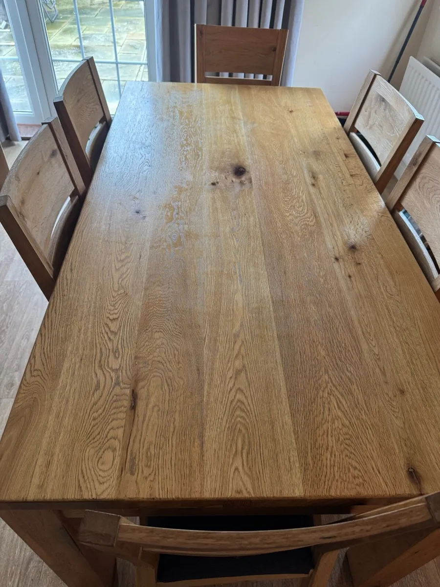 Kitchen table & 6 chairs - Image 1