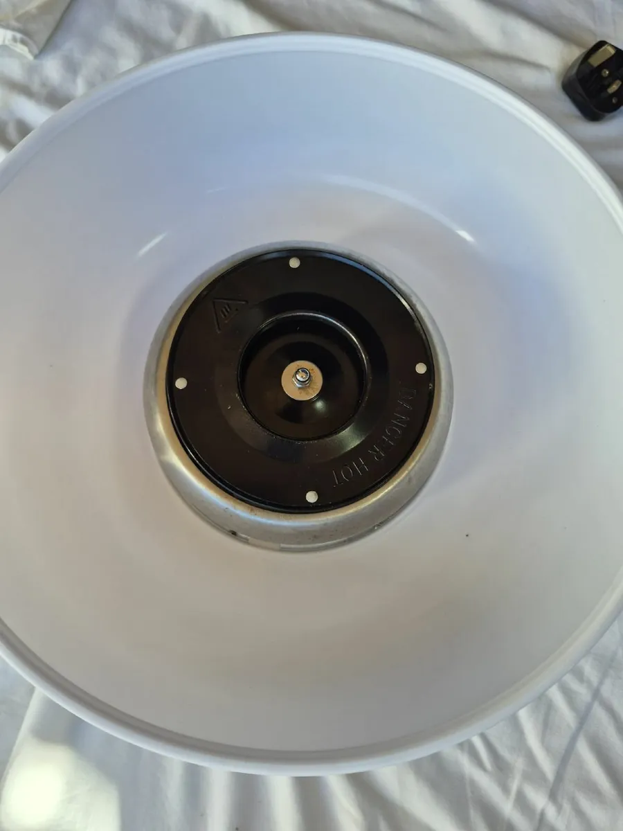 Candy Floss Maker/Cotton candy machine - Image 2