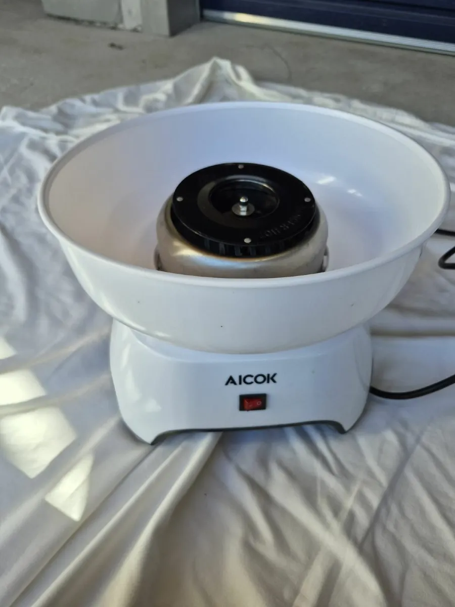 Candy Floss Maker/Cotton candy machine - Image 4
