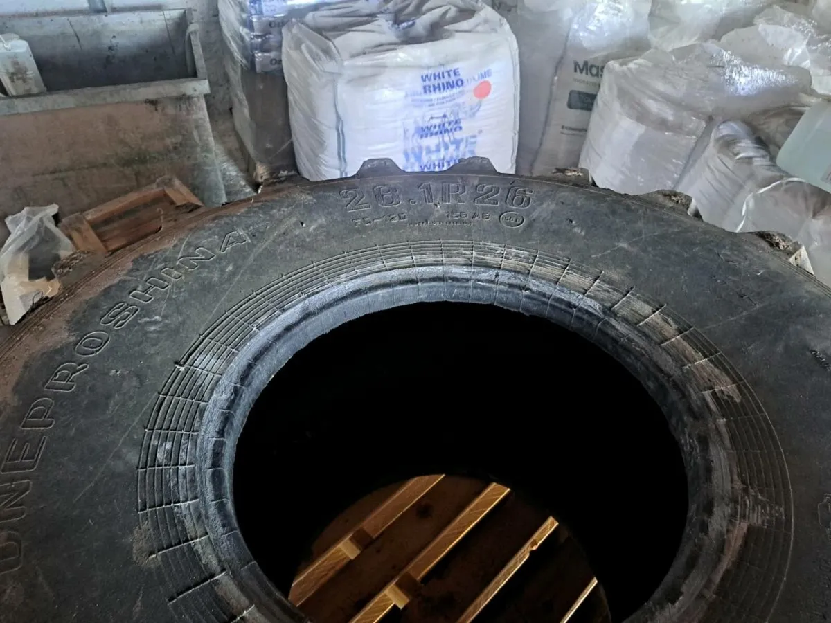Two Slurry Tank Tyres - Image 4