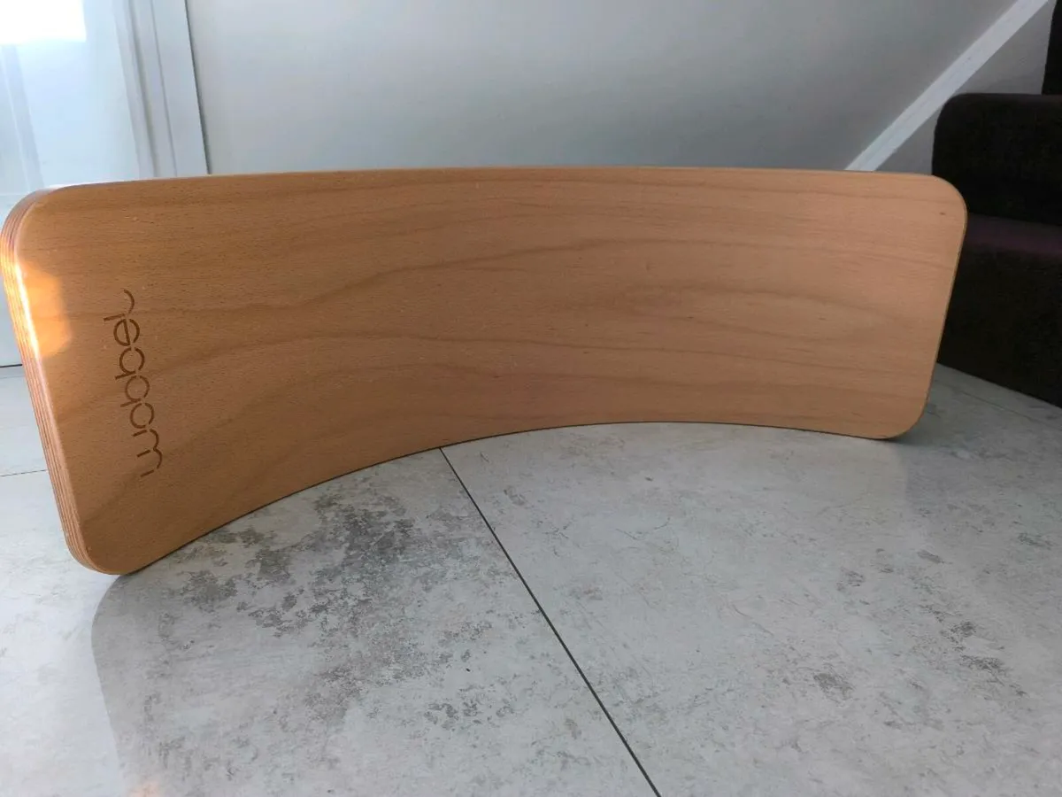 Wobbel Board - Image 1