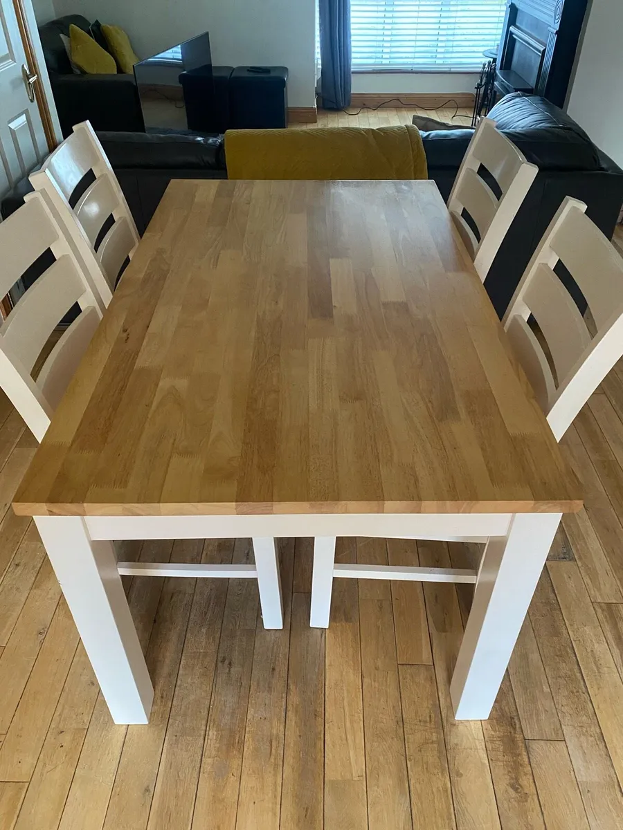 Table and Chairs - Image 1