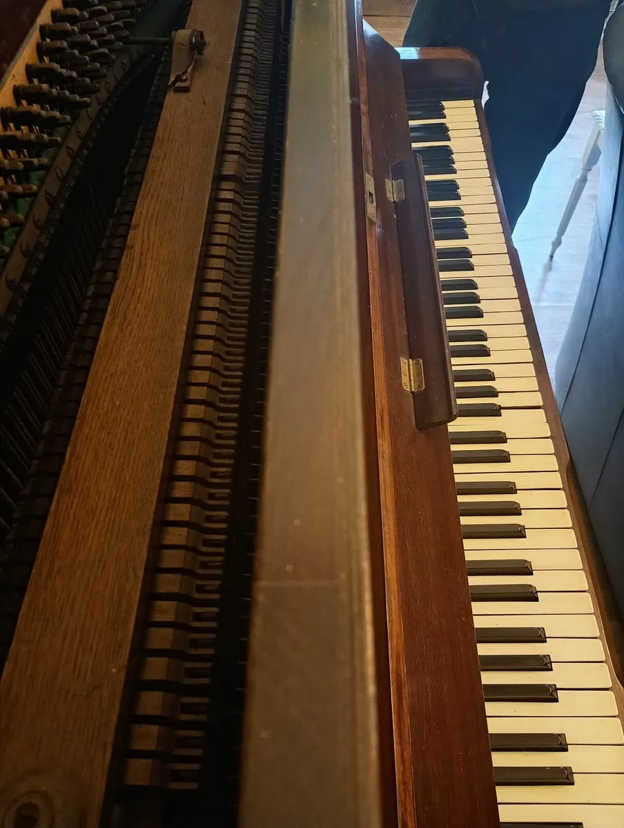 Piano Upright - Image 3