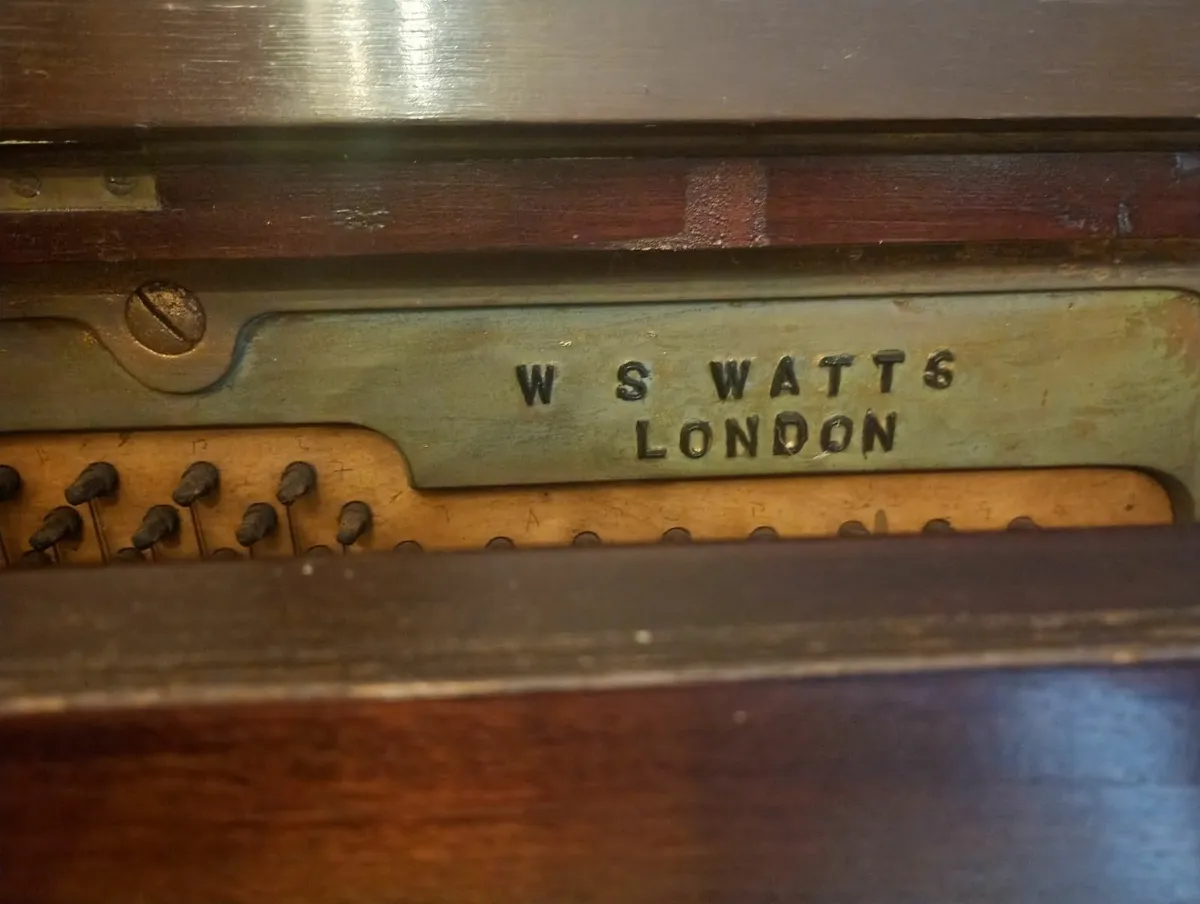Piano Upright - Image 4